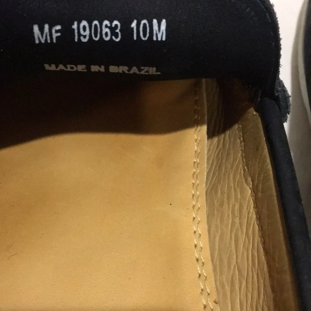 Mercanti Fiorentini mens Navy Suede slip on Loafers made in Brazil size 10